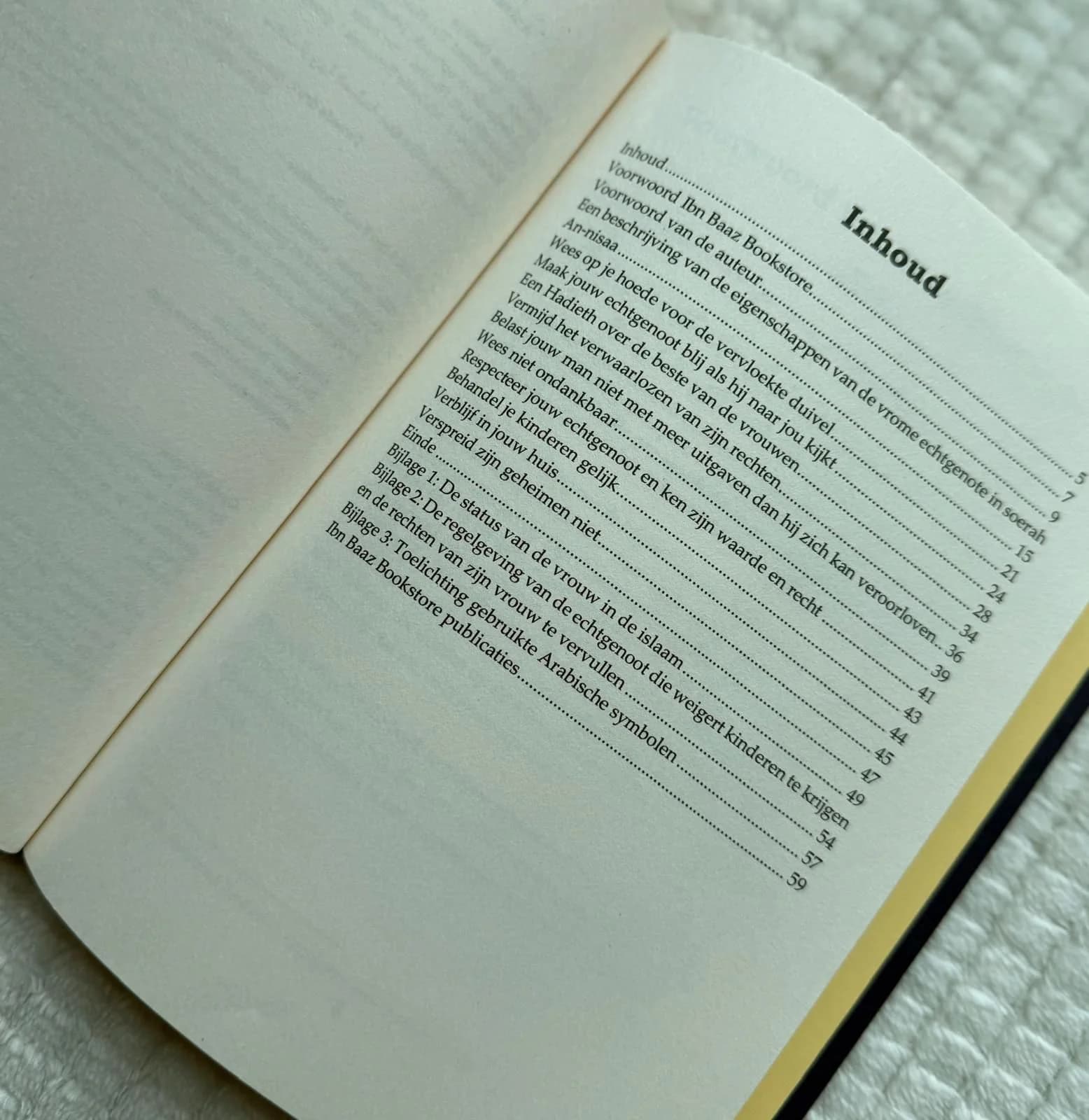 Eigenschappen van de vrome echtgenote (2)